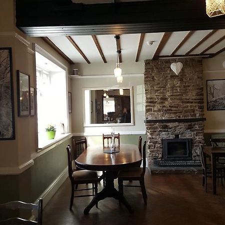 The Crown At Whitchurch Ross-on-Wye エクステリア 写真